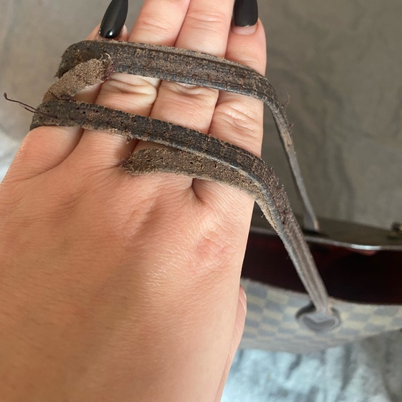 LOUIS VUITTON | Authentic Neverfull MM Damier - Picture 8 of 15